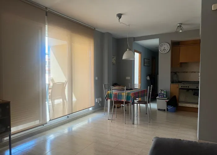 Raquel Host Apartman *